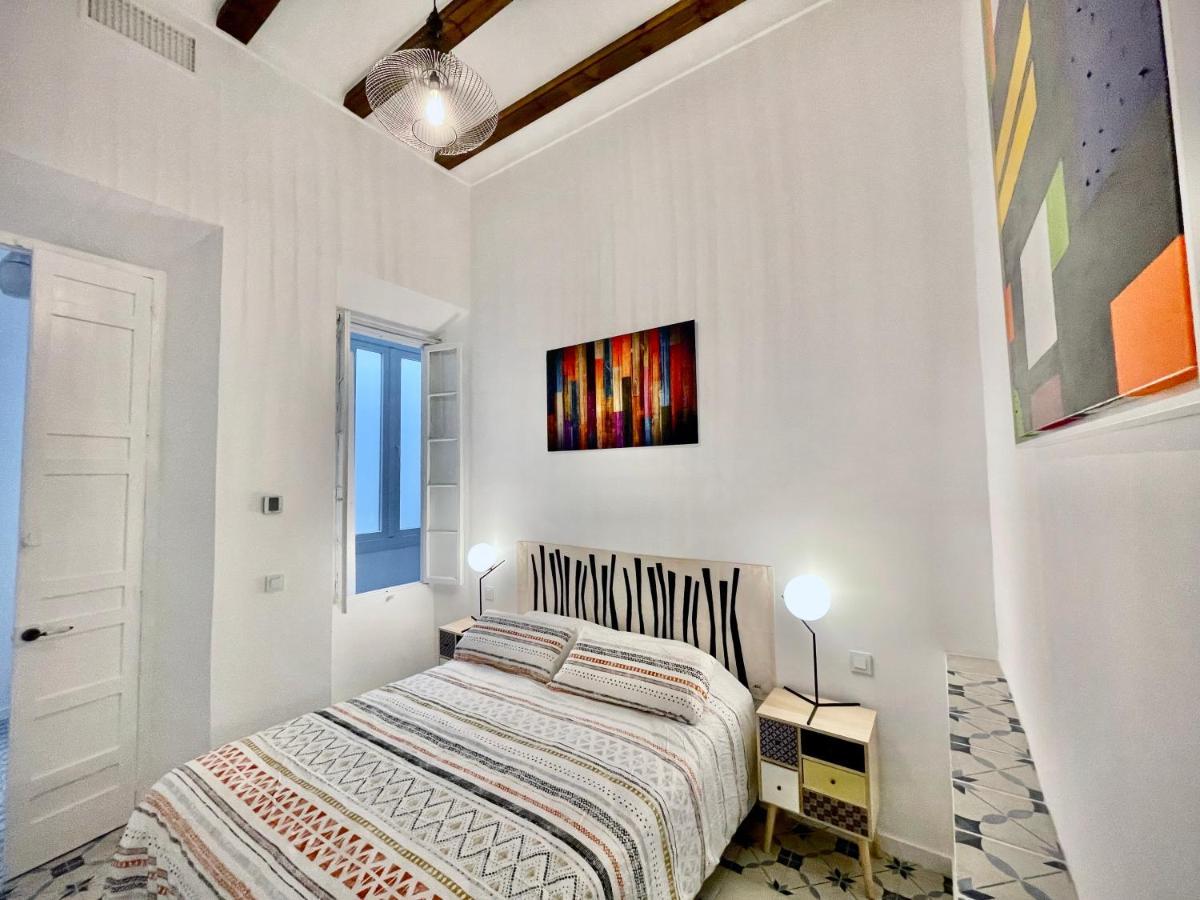 Puerta Azul 3 Bedroom Deluxe Apartment Malaga Exterior photo